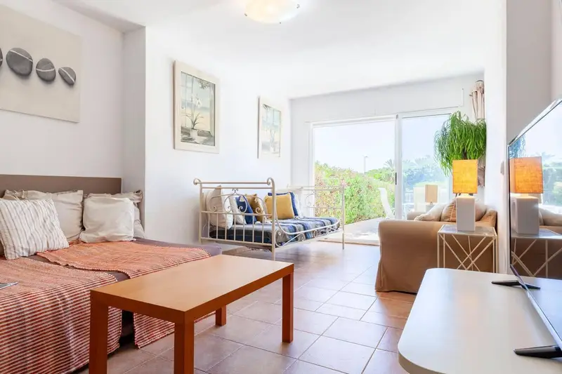 Apartamento en Vera Playa con Vistas al Mar
