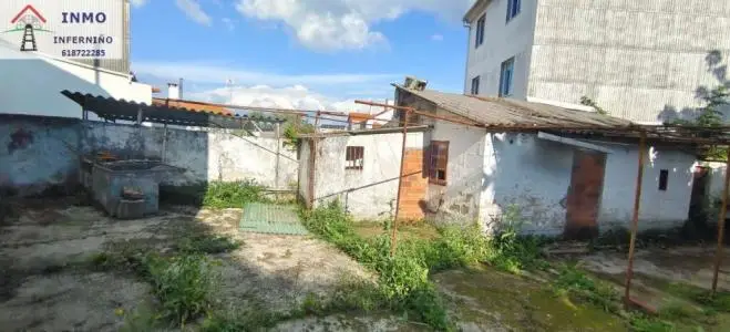 Casa Adosada en Venta Ferrol 2 Plantas 823m2 Terreno