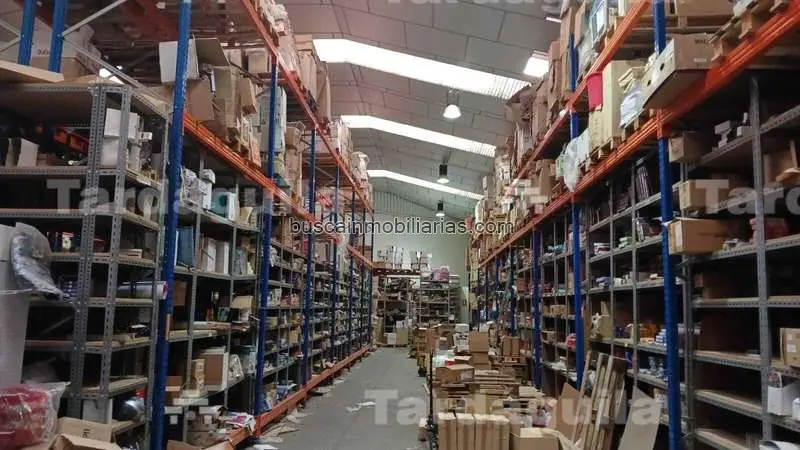 Nave Industrial en Venta Villares de la Reina 433m2