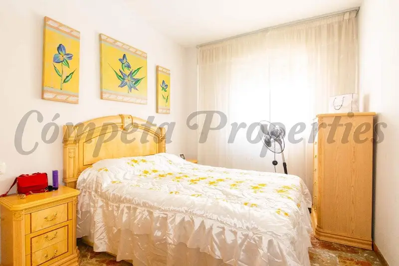 Apartamento en Torrox Costa con Vistas al Mar