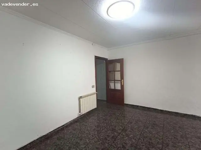 Casa adosada 66m2 Sabadell A Reformar 2 Dorm 1 Baño
