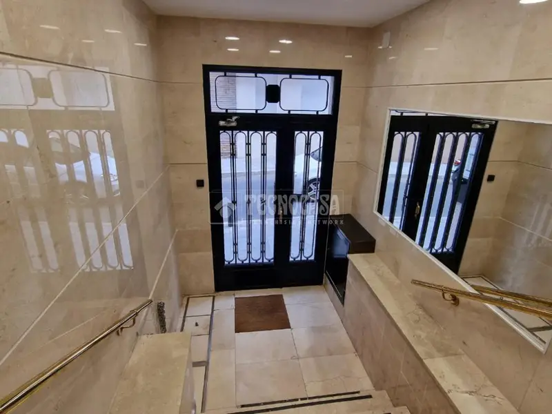 Piso en venta en Valdeacederas Madrid 3 dormitorios terraza