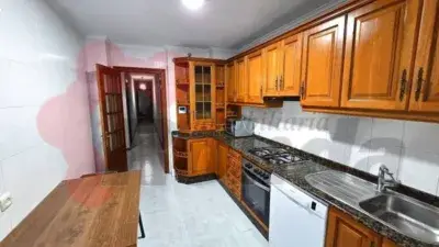 Piso en Alquiler Rabade 3 Dormitorios 2 Banos
