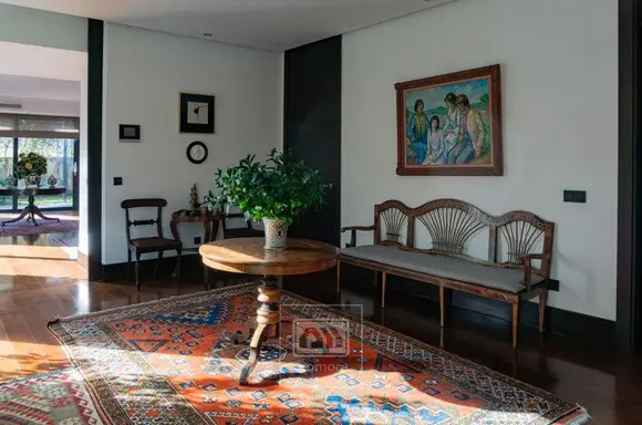 Chalet de Lujo 6 Dormitorios Jardin Seguridad 24h Madrid