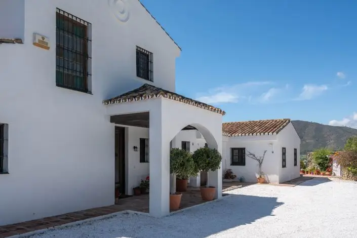 4 Bed Villa for sale