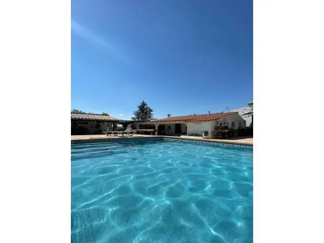 Cortijo Rural con Dos Casas y Piscina