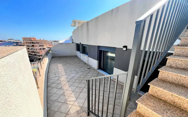 Atico en Canet dEn Berenguer 2 dormitorios 2 baños Terraza Doble