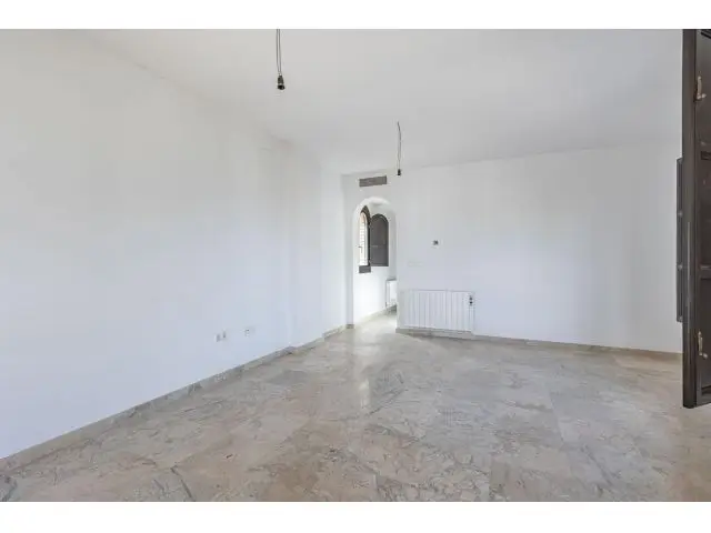 Piso en La Zubia con Garaje y Ascensor