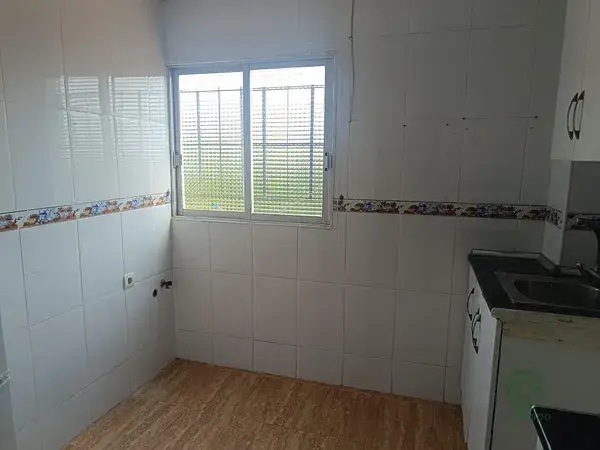 Casa independiente en Castellon 176m2 para reformar