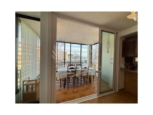 Apartamento con Vistas al Mar y Parking en Santa Margarida Roses
