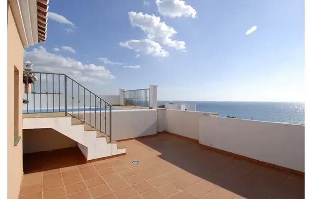 Rent 2 bedroom apartment in Castell de Ferro