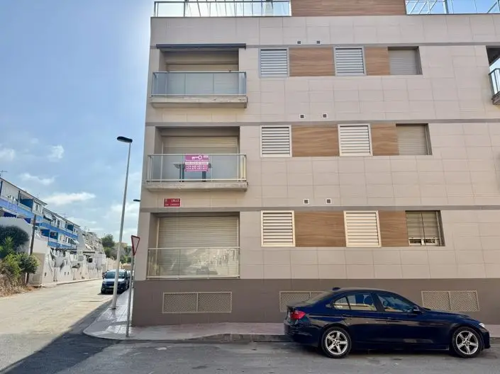 Apartamento en Bolnuevo 2 Dormitorios 2 Baños Cerca de la Playa