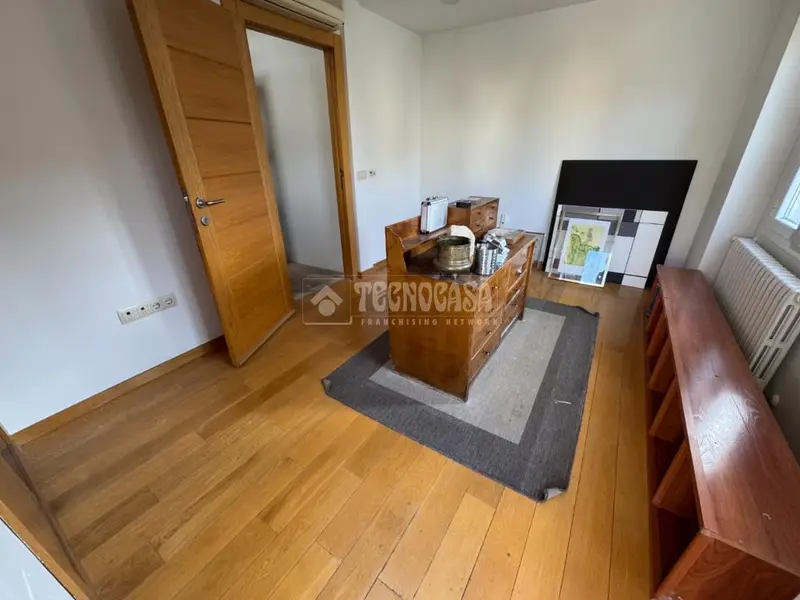 Chalet Pareado 4 Plantas Jardin Ascensor Madrid