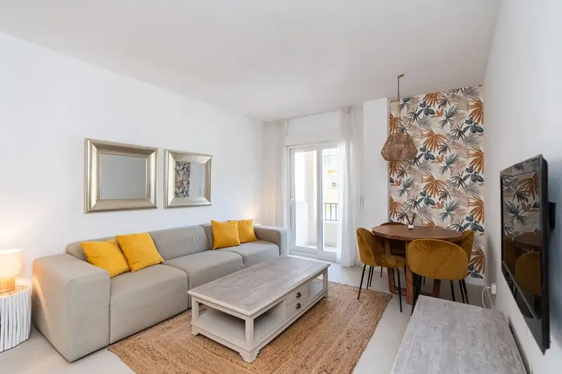 Apartamento en Marbella 2 Dormitorios Centro Renovado