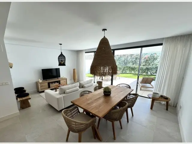 Apartamento 3 Dormitorios Cabopino Beach