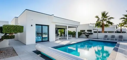 Casa Villa 4 Dormitorios Benijófar España