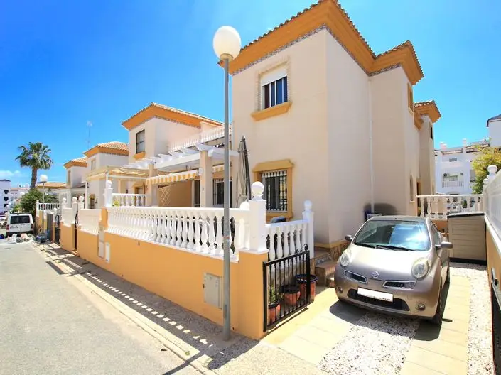 Adosado 3 Dormitorios Villamartin Costa Blanca