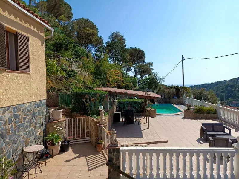 Chalet en Serra Brava Lloret de Mar con Piscina y Gran Jardin