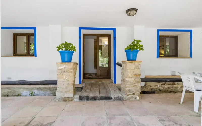 Villa de Lujo con 9 Dormitorios en Cortes de la Frontera