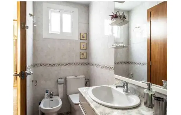 Habitación 80m² en Collblanc L Hospitalet de Llobregat