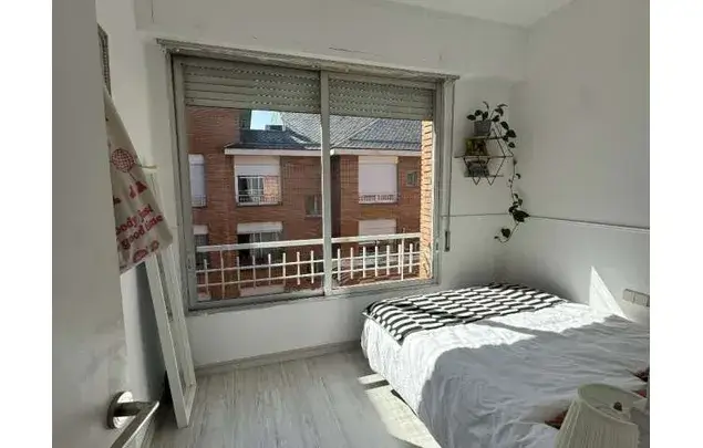 Alquiler 3 Habitaciones Barcelona 90m2 Cocina Equipada Terraza