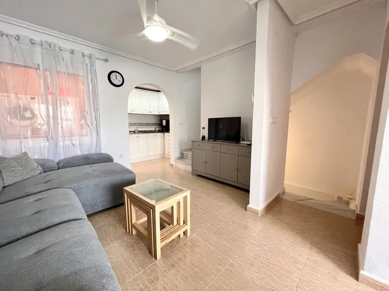 Adosado de 2 Dormitorios en venta Avilesés, España