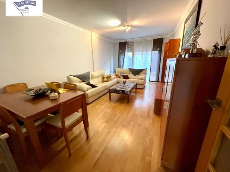 Venta Adosado 4 Dormitorios 3 Baños Albacete