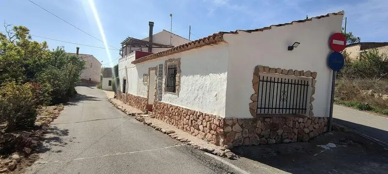 Casa de Campo 4 Dormitorios Pinoso Alicante