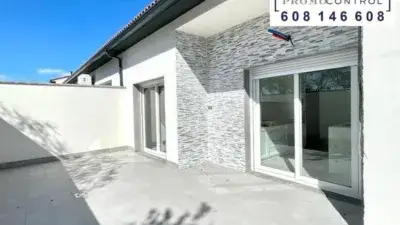 Adosado en Venta San Mateo de Gallego Jardin 70m2