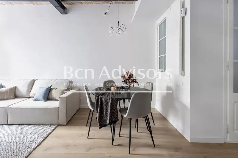 Estupendo Piso Reformado en el Eixample de Barcelona