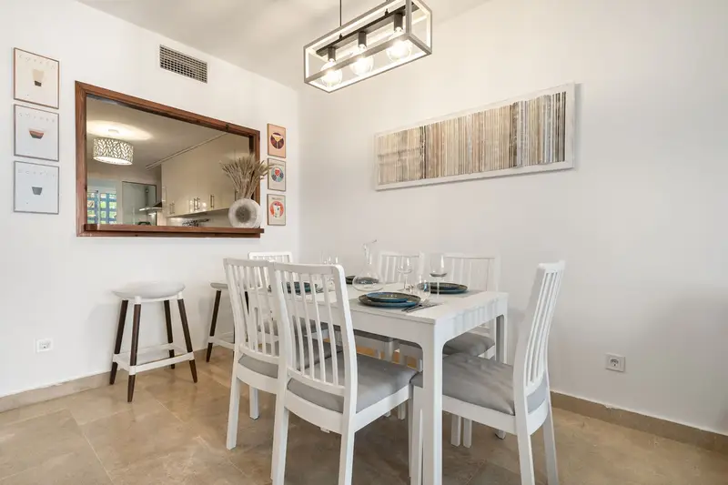 Apartamento 2 Dormitorios Alquiler La Duquesa
