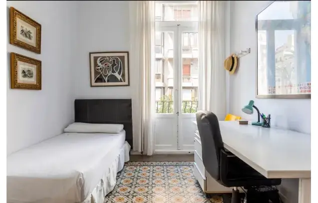 Alquiler Apartamento 3 Dormitorios Valencia 130m²
