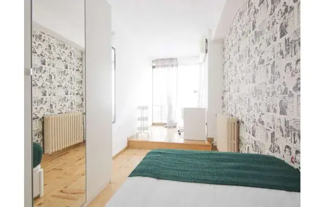 Alquiler de Habitaciones en Madrid - Apartamento 105m²