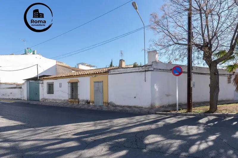 Casa en venta en Albolote, Granada