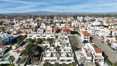 Apartamento en Venta Las Marinas Bolaga Primera Linea de Playa