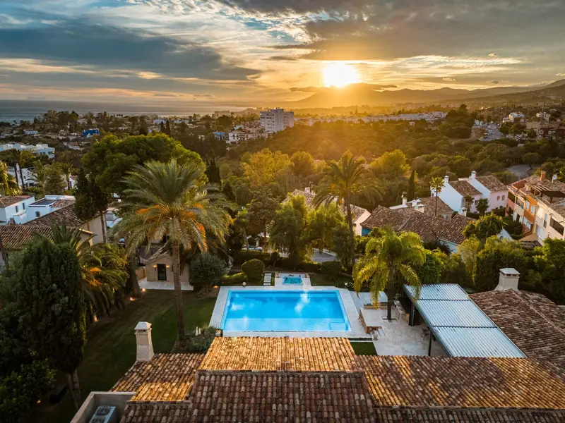 Villa de Lujo 6 Dormitorios Marbella Piscina Climatizada