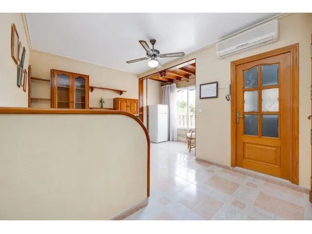 Apartamento en Torrevieja 2 Dormitorios Piscina Cerca de la Playa