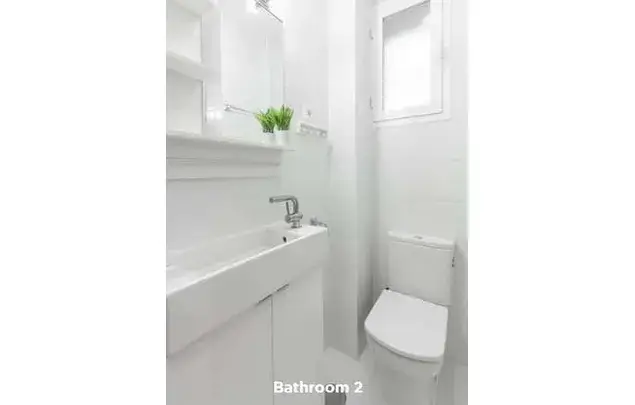 Habitaci	ón 160m	² Madrid Alquiler 3-18 Meses Dep	ósito 760