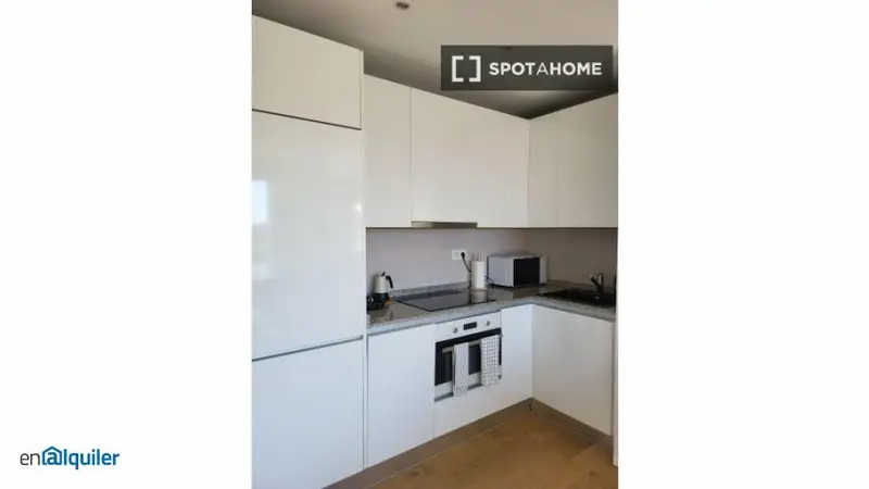 Estudio en alquiler en Santander, todos los gastos incluidos.