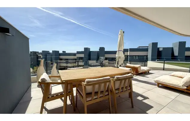 Alquiler Apartamento 3 Dormitorios 124m2 Dos Hermanas