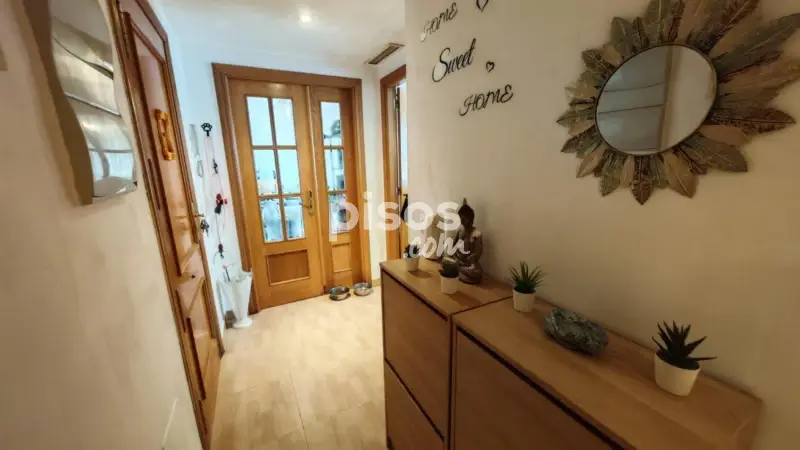 Piso en venta en Yeles con patio privado y plaza de garaje