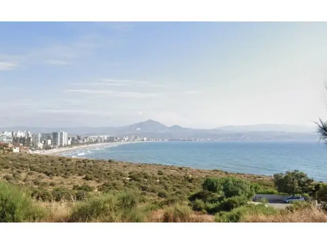 Alquiler Temporal Cabo Huertas  Cerca del Faro - Apartamento con Vistas al Mar