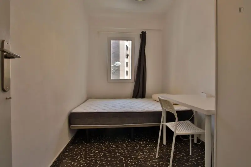 Habitacion Doble en Piso de 3 Habitaciones Benimaclet Valencia