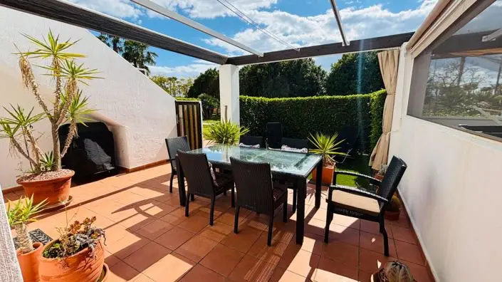 Apartamento 3 Dormitorios Condado Alhama Golf Resort