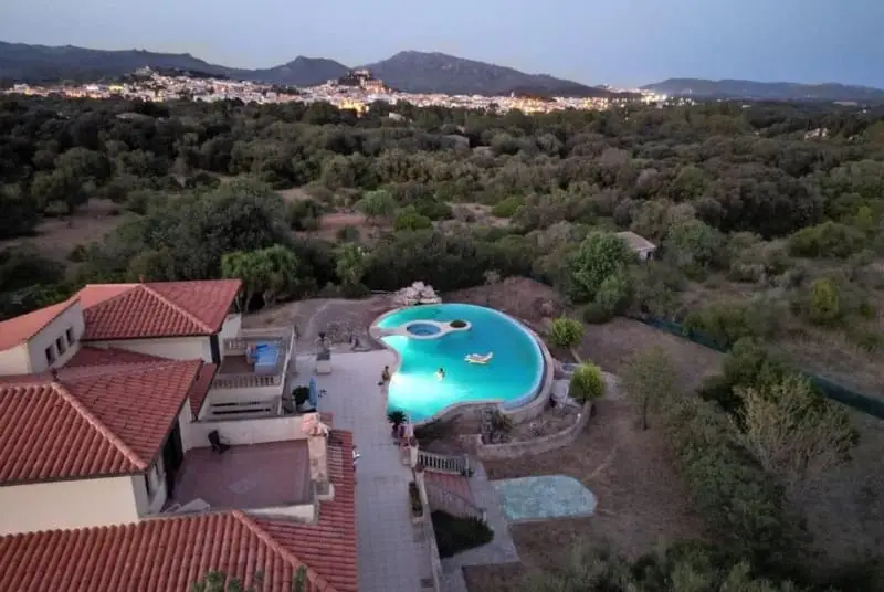 Finca en Artà Mallorca con Vistas Panorámicas y Piscina