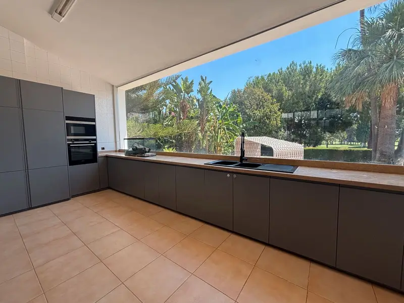 Chalet en Bétera con jardín, piscina y jacuzzi