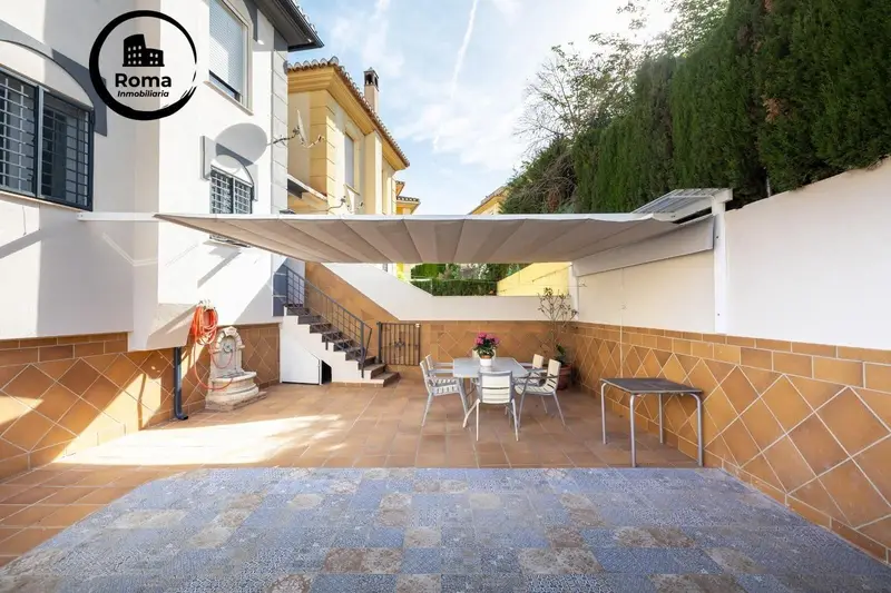 Pareado en Venta La Zubia Granada 3 Habitaciones 2 Baños Jardin