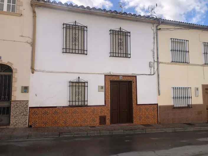 Casa en Venta Cuevas Bajas 4 Dormitorios
