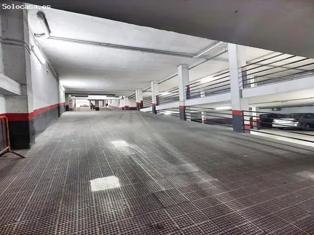 Plaza de Aparcamiento Paseo San Gregorio