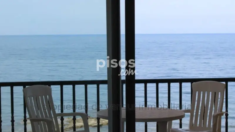 Apartamentos Turísticos en El Calón Primera Línea de Playa